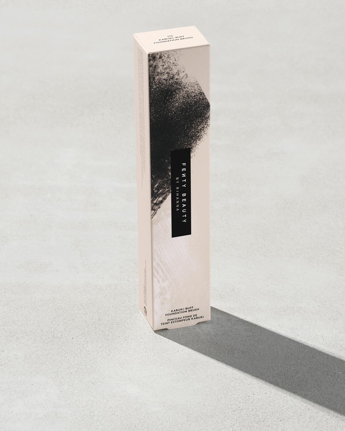 Kabuki-Buff Foundation Brush 115