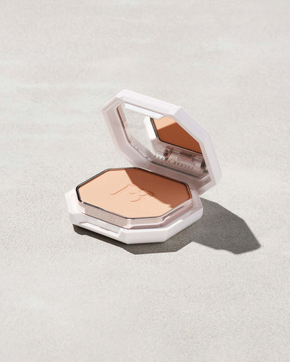 Pro Filt'r Soft Matte Powder Foundation — #180