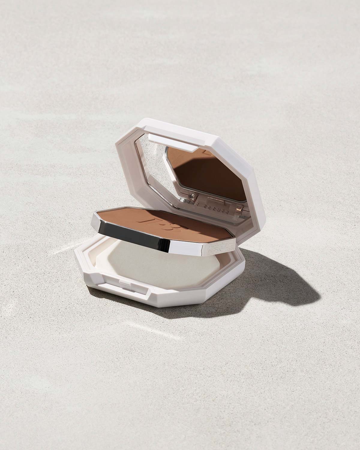 Pro Filt'r Soft Matte Powder Foundation — #110