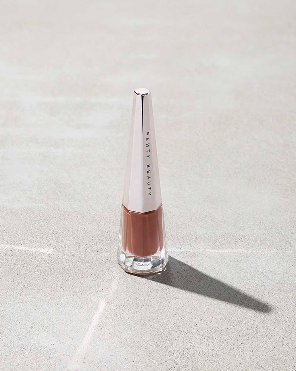 Stunna Lip Paint Longwear Fluid Lip Color — Unveil