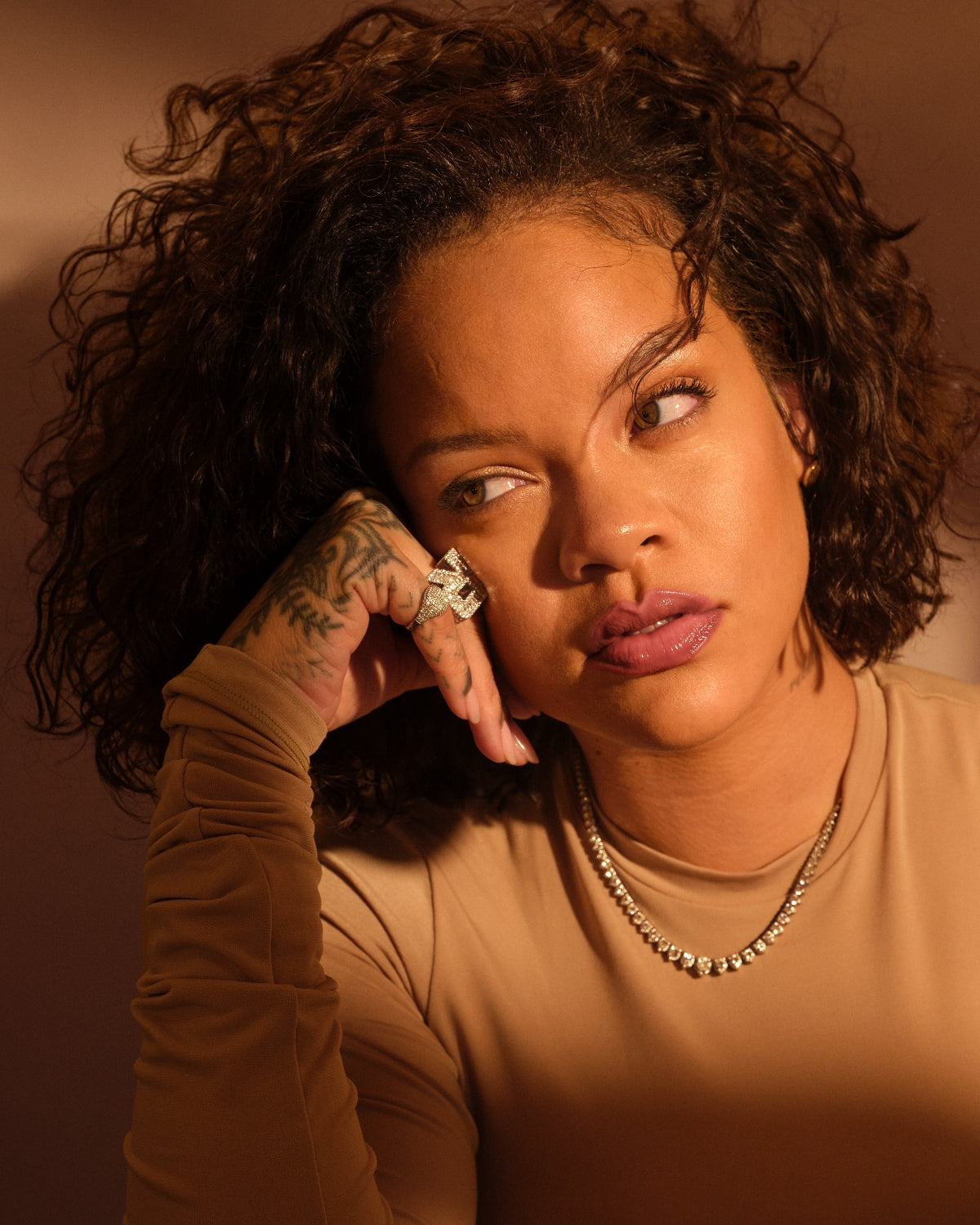 Eaze Drop Lightweight Blurring Skin Tint — 18